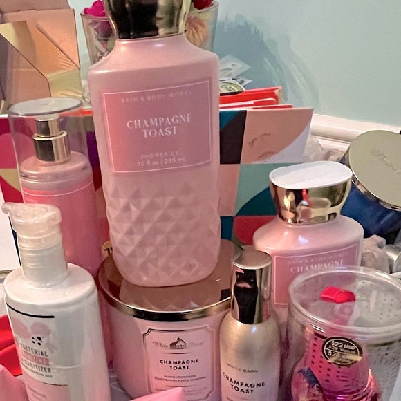🆕Bath&Body Works X Beauty Blender MEGA BUNDLE🛍️💋 Plus 🆓 ❓🎁 - Picture 4 of 8